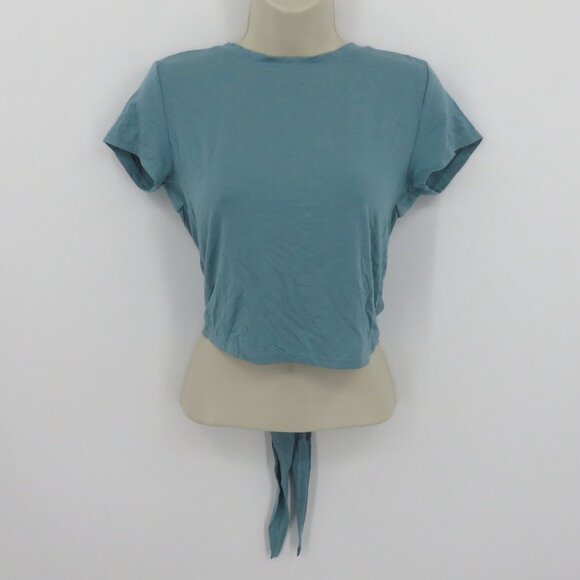 Blogilates Women Medium Reversible Bow Back Tee Cameo Blue Pilates Shirt Top NEW - Picture 10 of 10